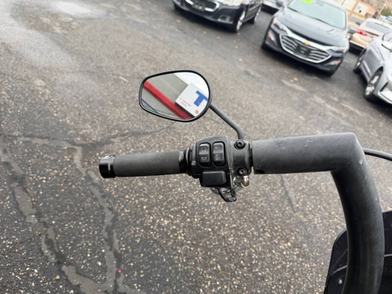 2017 Harley-Davidson FXDF-103 DYNA