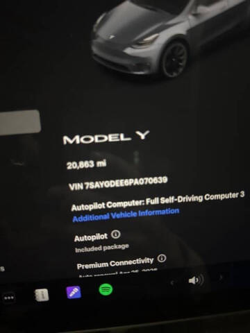 2023 Tesla Model Y Long Range