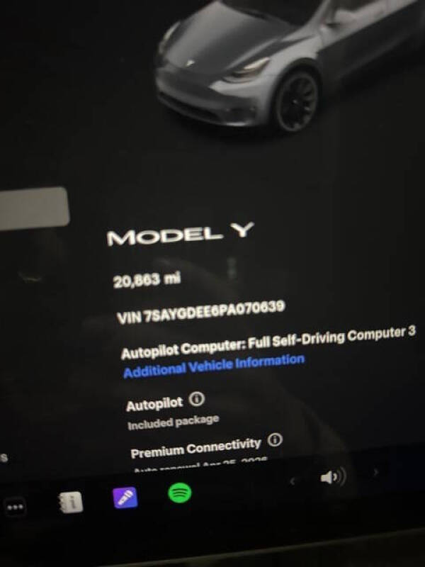 2023 Tesla Model Y Long Range