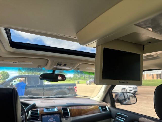 2011 Cadillac Escalade Platinum Edition