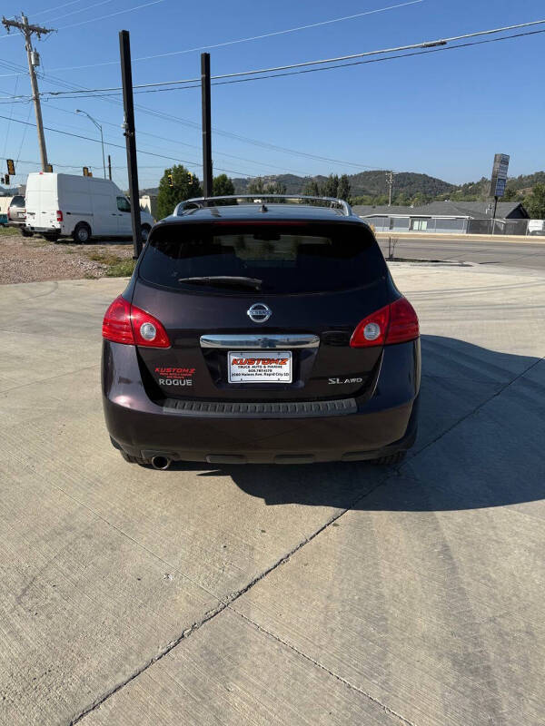 2012 Nissan Rogue SV w/SL Package