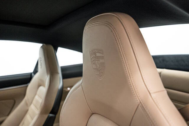 2024 Porsche 911 Carrera 4S