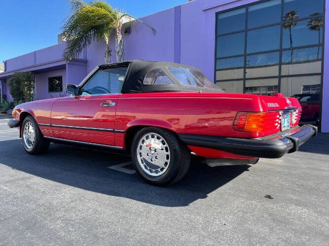 1988 Mercedes-Benz 560-Class 560 SL