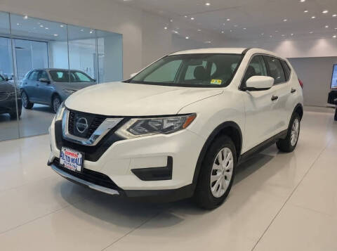 2017 Nissan Rogue S Photo