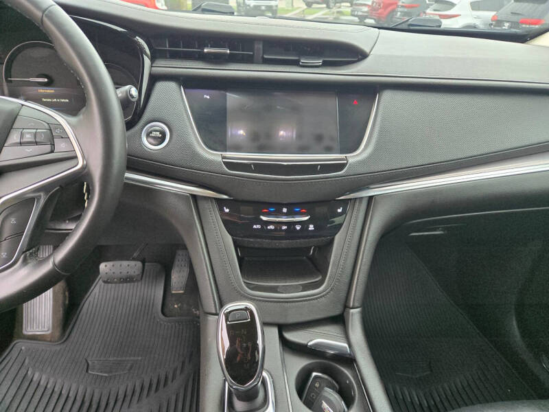 2018 Cadillac XT5 Luxury