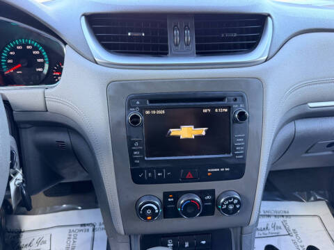2017 Chevrolet Traverse LS