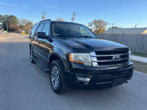 2015 Ford Expedition for sale at Ideal Auto Sales in Dunn NC