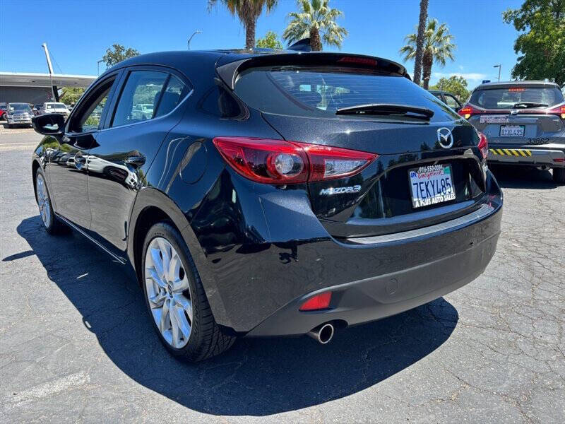 2016 Mazda MAZDA3 s Grand Touring
