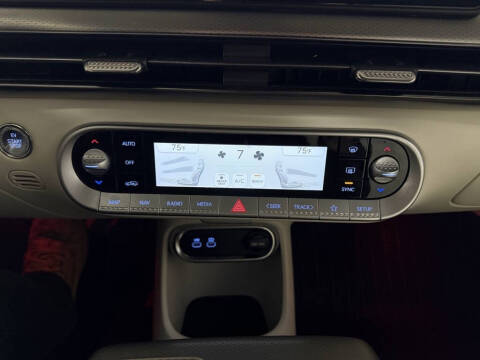 2024 Genesis GV60 Advanced