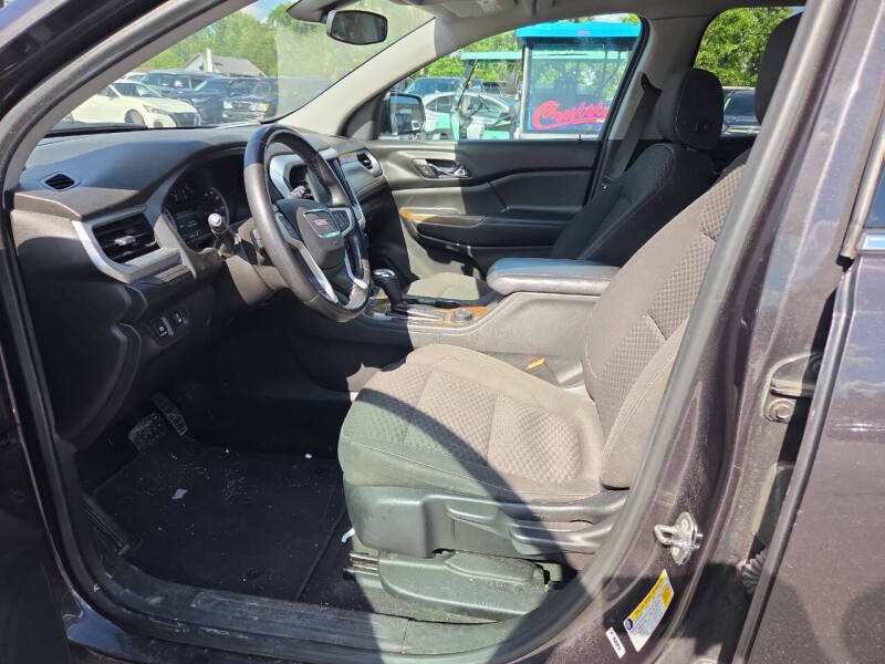 2017 GMC Acadia SLE-1