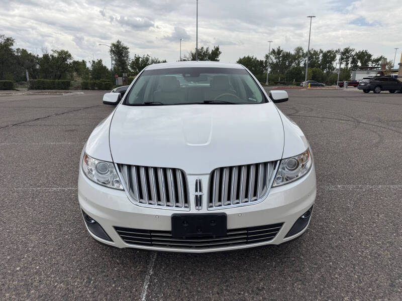 2011 Lincoln MKS