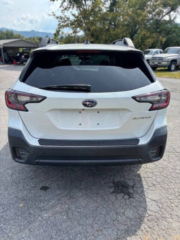 2020 Subaru Outback Premium
