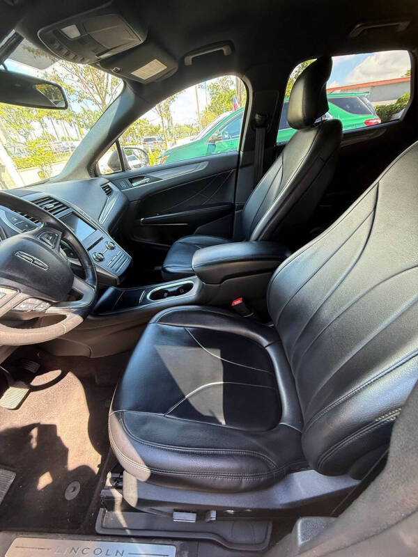 2019 Lincoln MKC Premiere