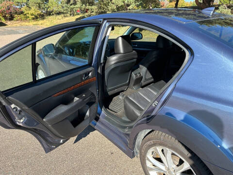 2013 Subaru Legacy 3.6R Limited