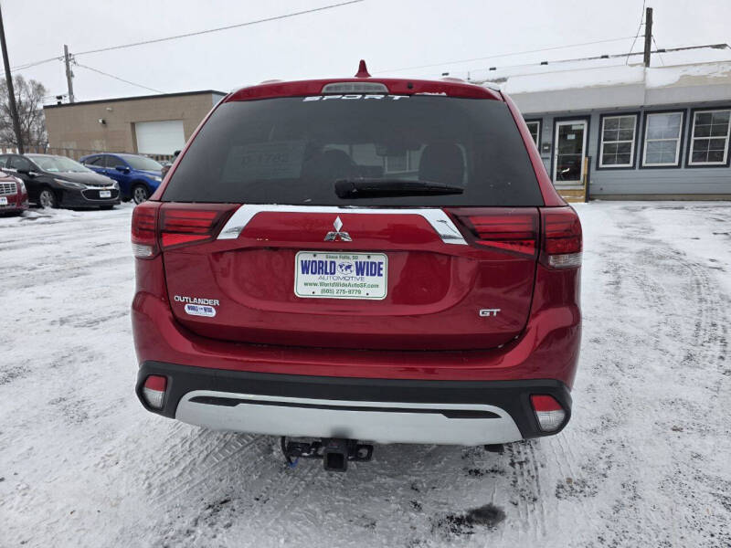 2020 Mitsubishi Outlander GT