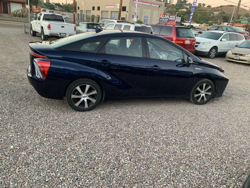 2016 Toyota Mirai Mirai photo 5