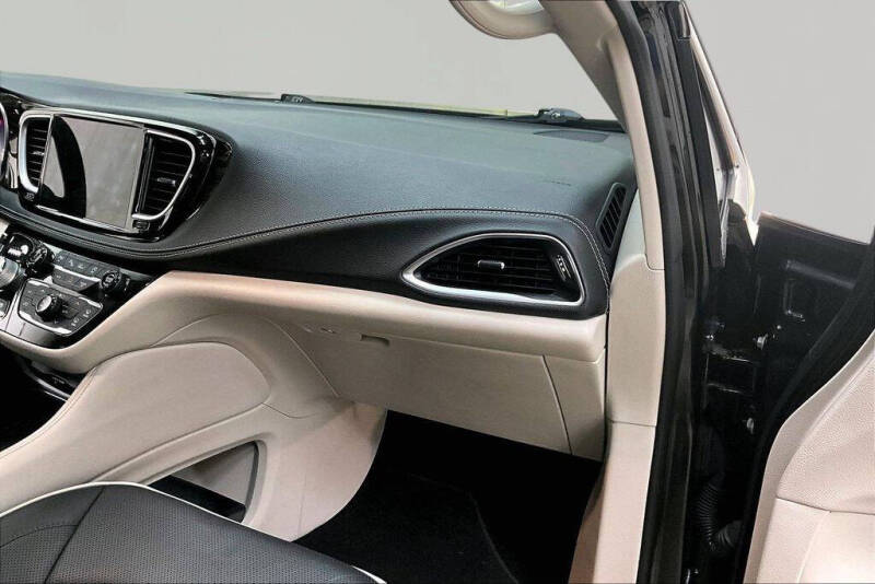 2022 Chrysler Pacifica Limited