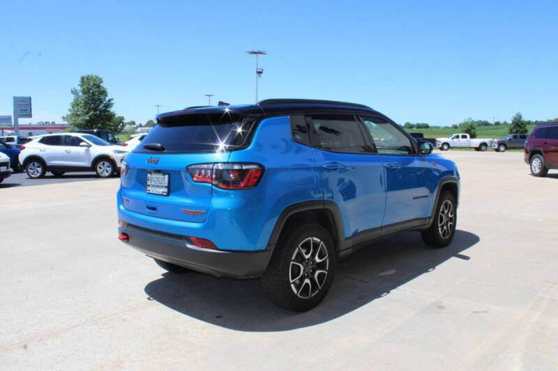 2025 Jeep Compass Trailhawk
