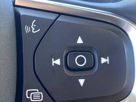 2024 Volvo S60 B5 Core Dark Theme