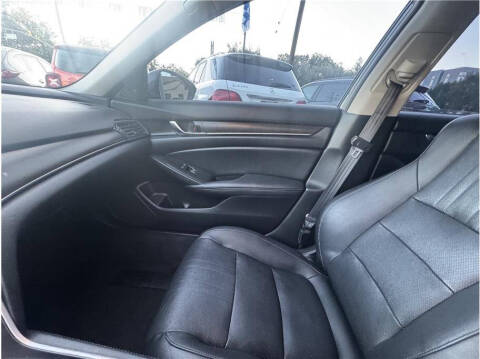 2020 Honda Accord Hybrid Touring