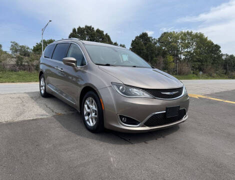 2018 Chrysler Pacifica Touring L