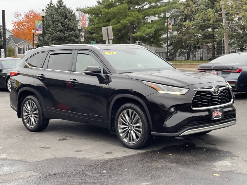 2020 Toyota Highlander Platinum's photo