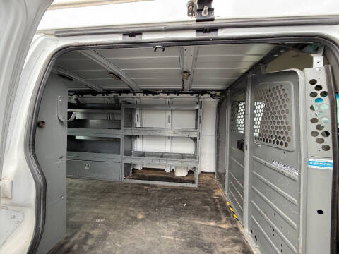 2018 GMC Savana 2500