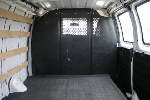 2022 Chevrolet Express 2500