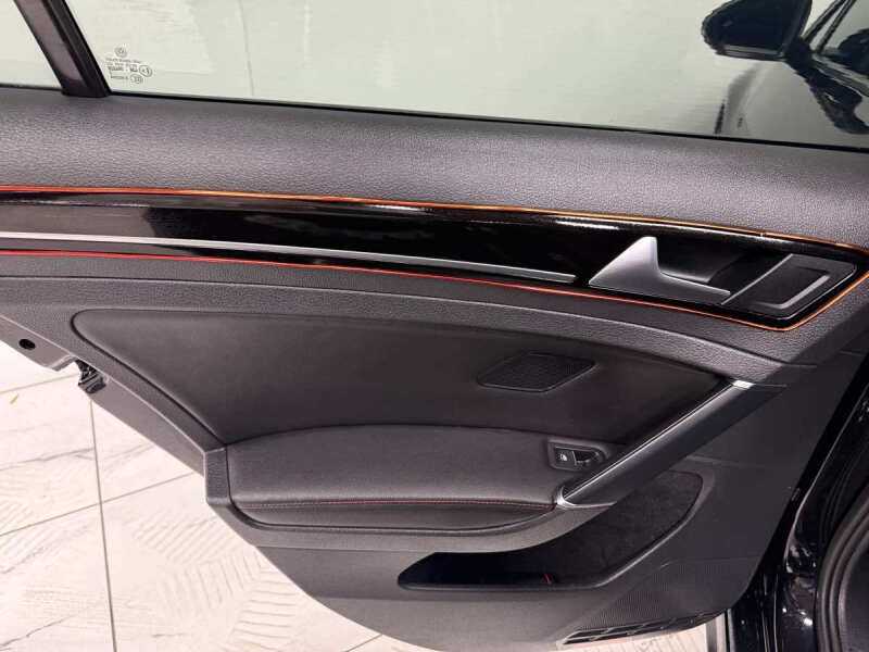 2017 Volkswagen Golf GTI