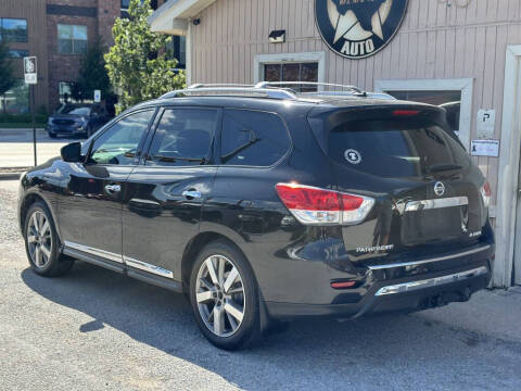 2015 Nissan Pathfinder