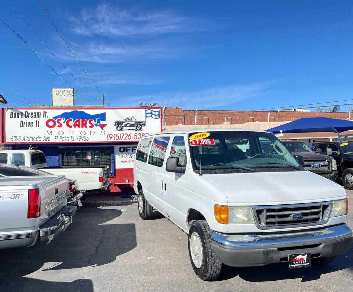 White 2006 Ford E-Series E-350 SD XLT E-350 SD XLT 3dr Passenger Van 2