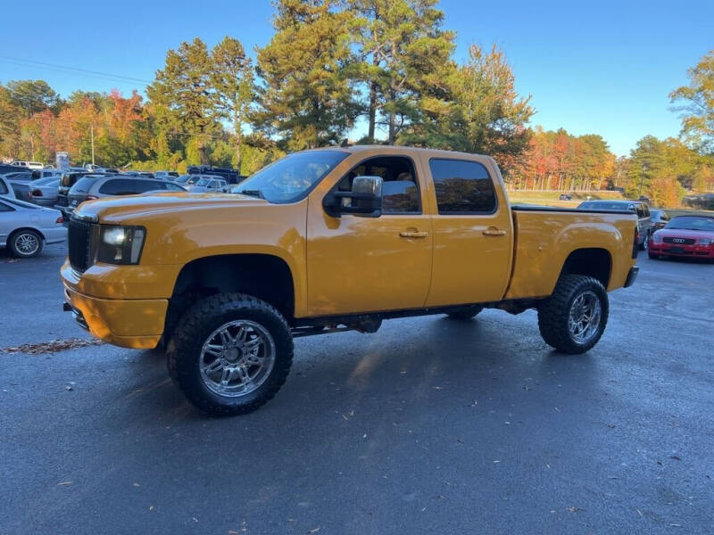 2009 GMC Sierra 2500HD for sale at MEEK MOTORS in Powhatan VA