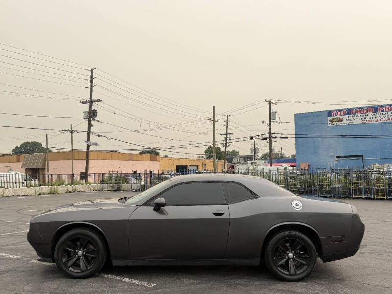 2016 Dodge Challenger SXT