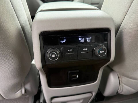 2017 GMC Acadia SLE-1