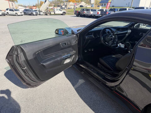 2022 Ford Mustang Mach 1