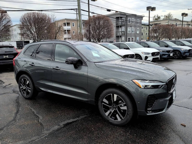 2026 Volvo XC60 B5 Plus