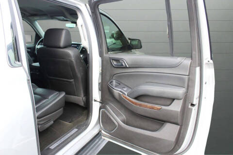 2017 Chevrolet Suburban LT