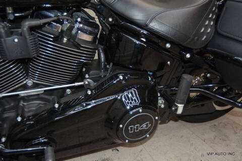 2019 Harley-Davidson FLHCS