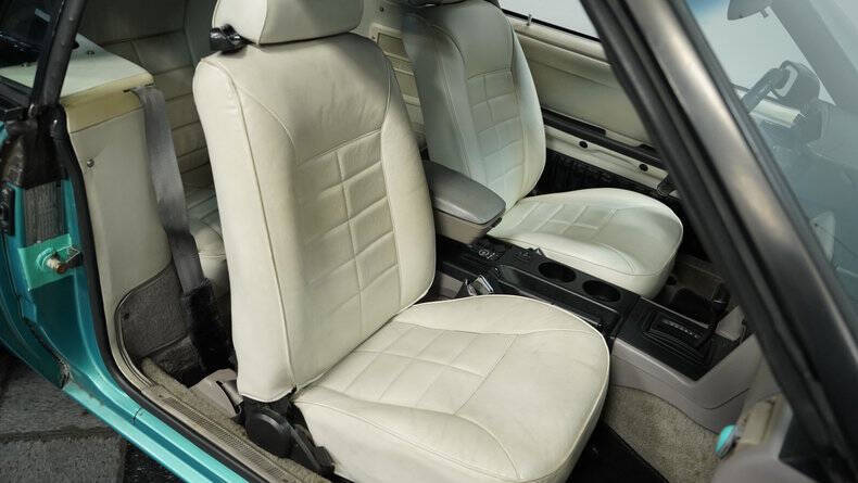 1992 Ford Mustang LX