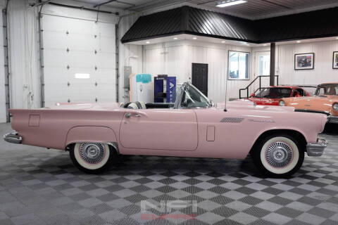 1957 Ford Thunderbird