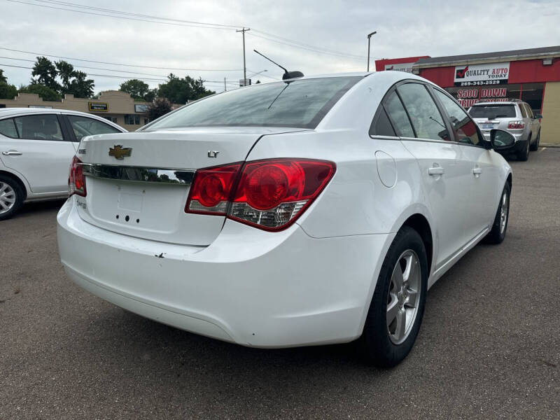 2016 Chevrolet Cruze Limited 1LT photo 4