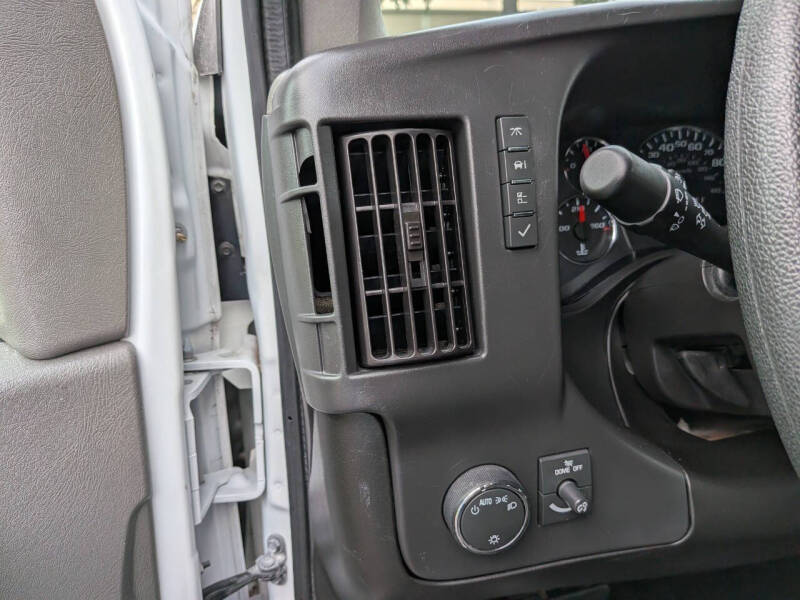 2024 GMC Savana 2500