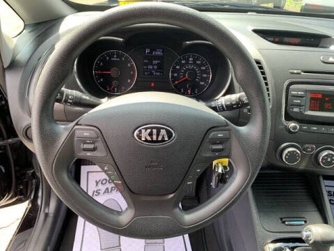 2017 Kia Forte5 LX