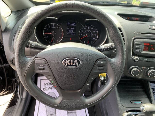 2017 Kia Forte5 LX