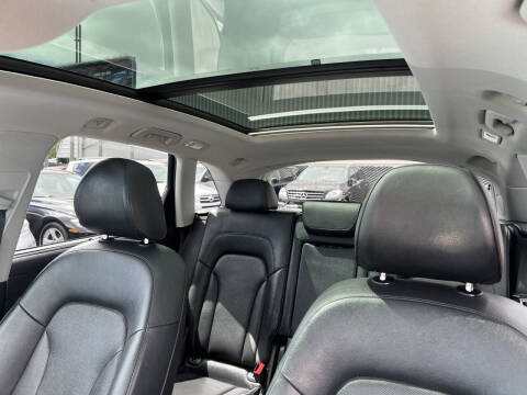 2013 Audi Q5 Hybrid 2.0T quattro Prestige