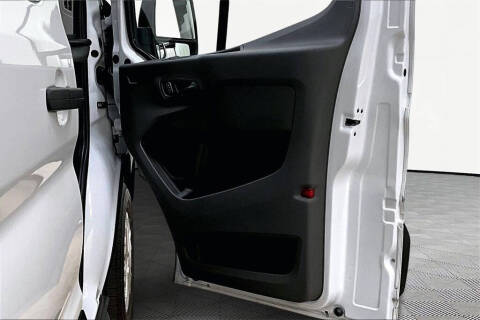 2023 Ford Transit 350 XLT