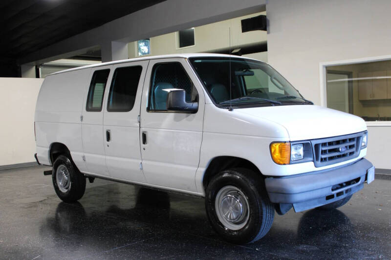 2006 Ford E-Series E-350 SD