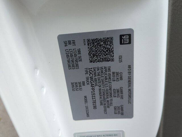 2025 Chevrolet Express 2500