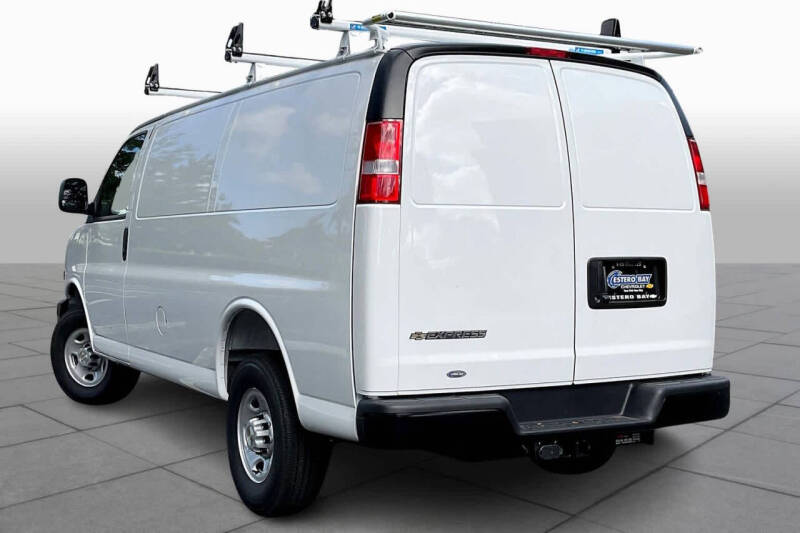 2025 Chevrolet Express 2500