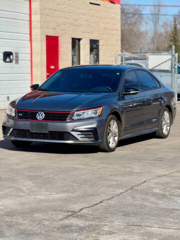 2018 Volkswagen Passat for sale at MIDWEST CAR SEARCH in Fridley MN